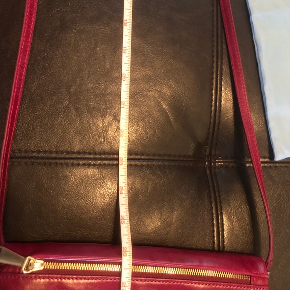 HOBO Rudy Raspberry Foldover Crossbody Women's Leather Lined Purse - Picture 14 of 14